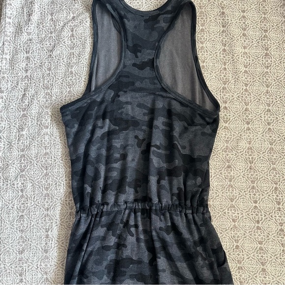 Sundry For Evereve Camo Dress Size 2 - Picture 6 of 8